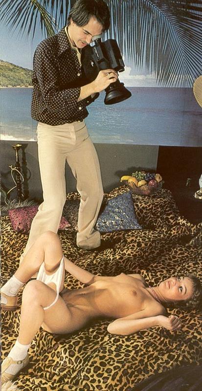 16P Retro honey loves some double penetration