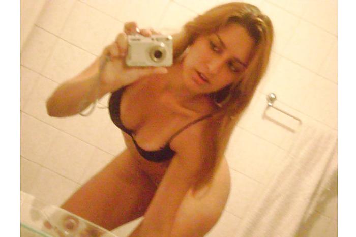 25P Special Self Shot Babes