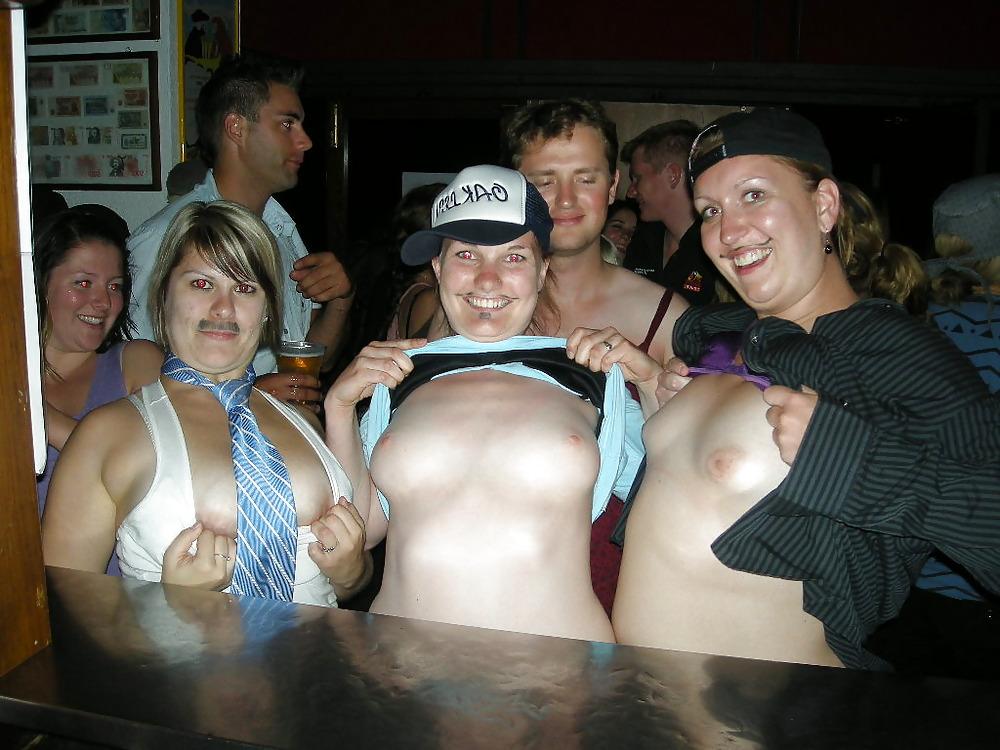 13P What women will do for Beads