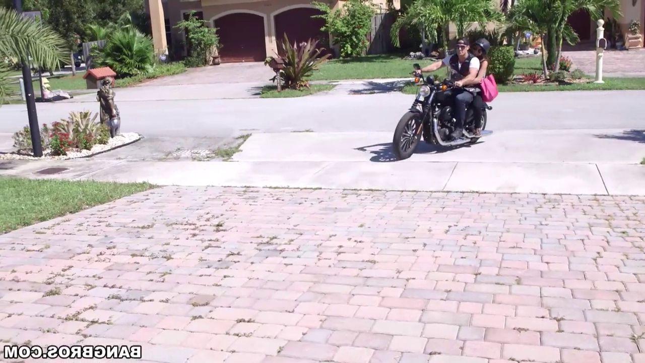 15P Mia Khalifa has fun with her busty step mom and a guy