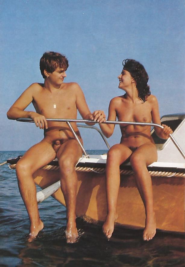 20P Nudist retro 2.
