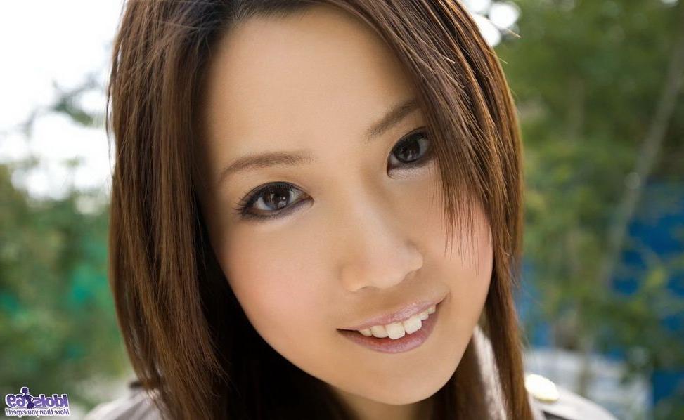 15P Hot japanese Haruka Yagami showing ass and titties