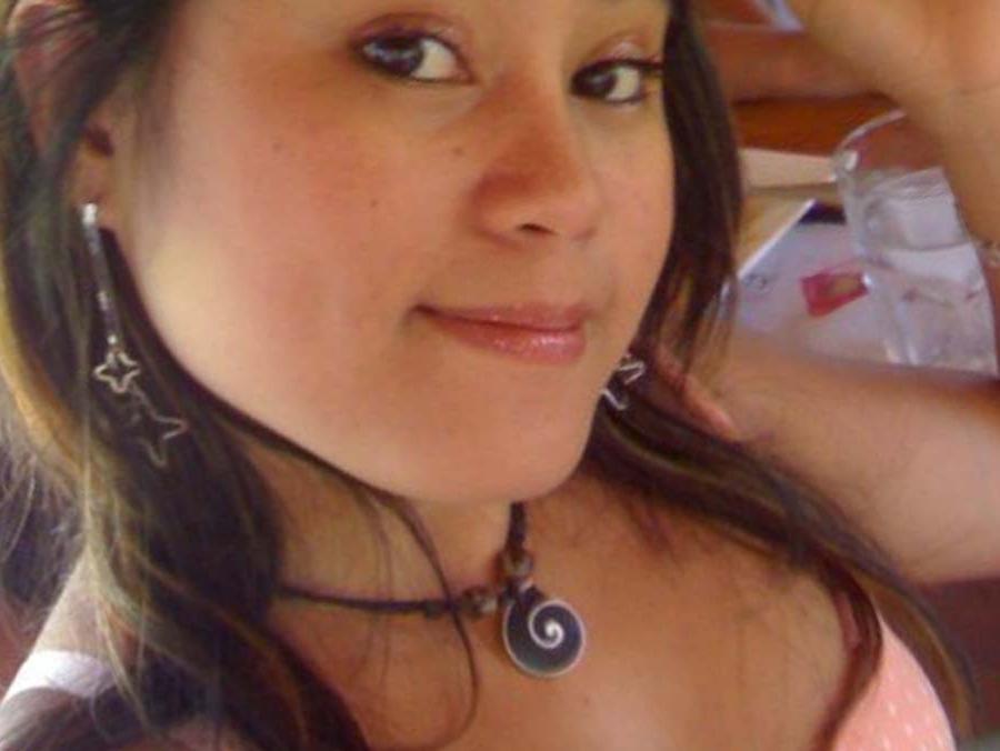 15P Photo compilation of a Filipina hottie posing with her BF