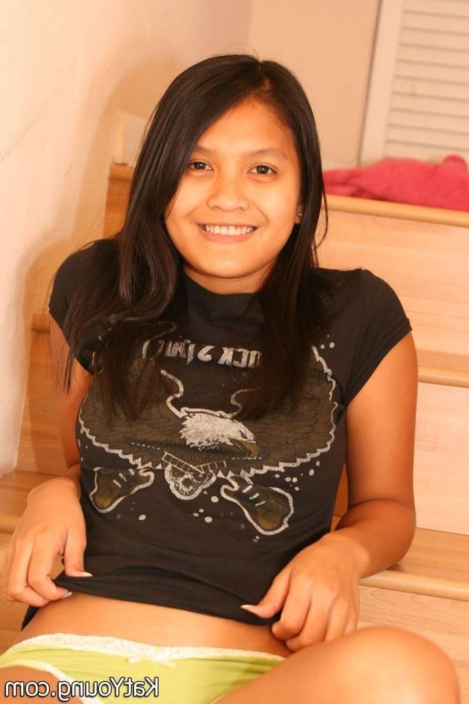 16P ::: Kat Young ::: Tiny asian girl stripping and showing pussy on the stairs