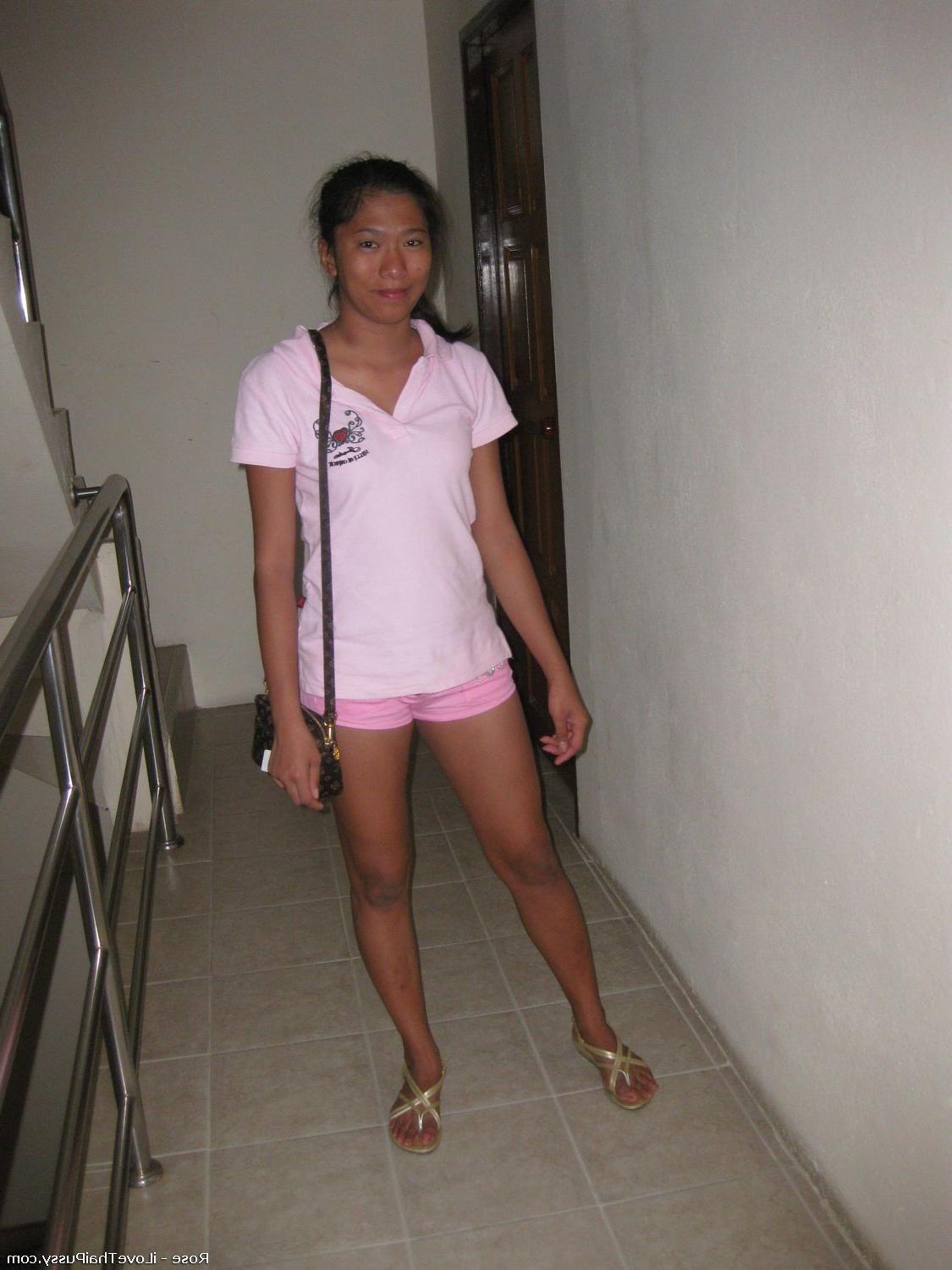 15P Thai Teen Bargirl Paid To Fuck A Tourist No Condom