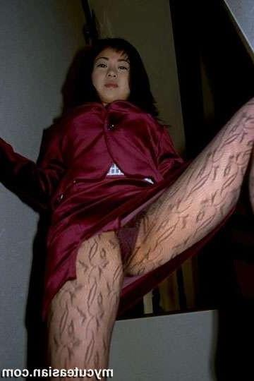 15P A petite asian teen plugs huge dildo in her hairy pussy