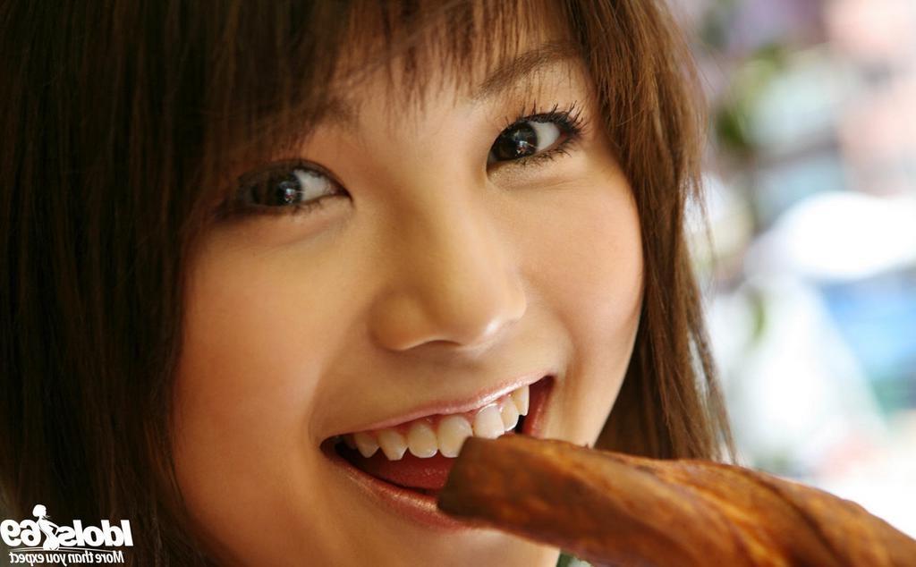 15P Cute Asian teen with hairy pussy teases in panties