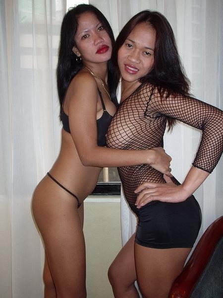 12P filipina lesbian honies lick and expose titties