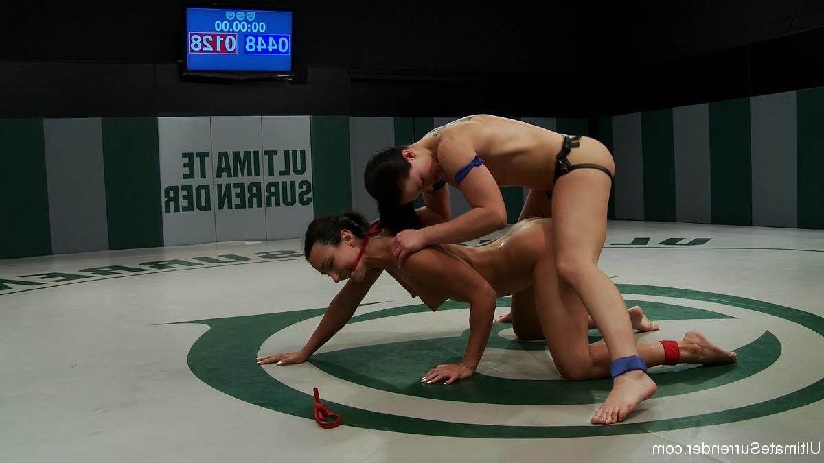 24P Non-scripted lesbian wrestling. Loser gets double ass fucked.