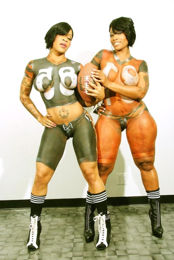 16P Cherokee D Ass and Bodyxxx as football players