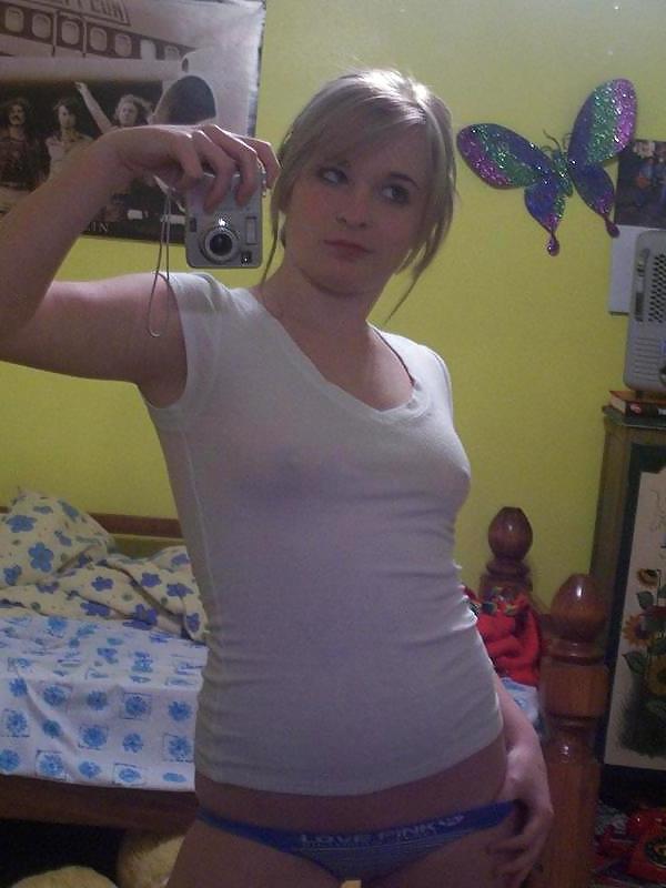 10P Amateuer girl selfshot 3