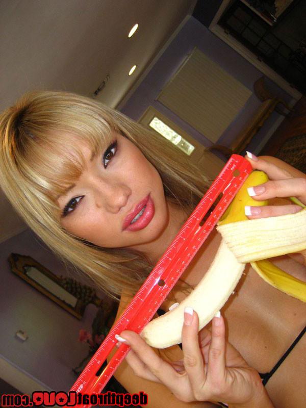15P Maya Hills strips and gives great deepthroat