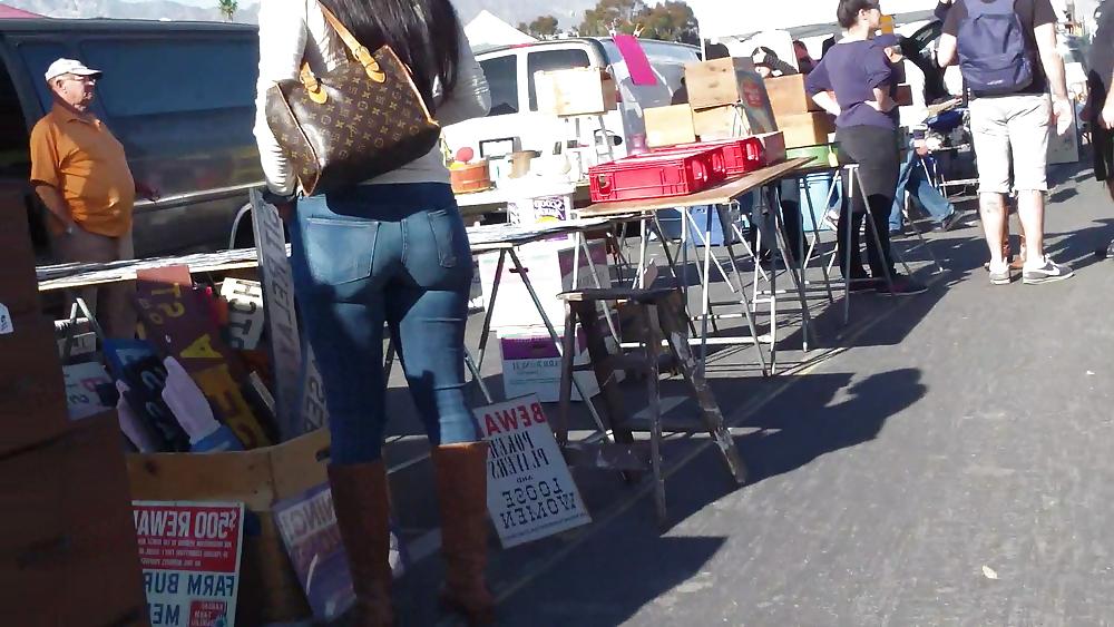 25P Beefy teen ass and butts in blue jeans 