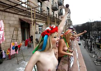 19P FEMEN - cool girls protest by public nudity