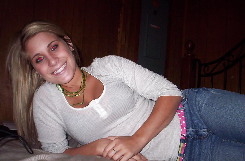 25P Hannah (Palm Beach Florida, 22 years old) 