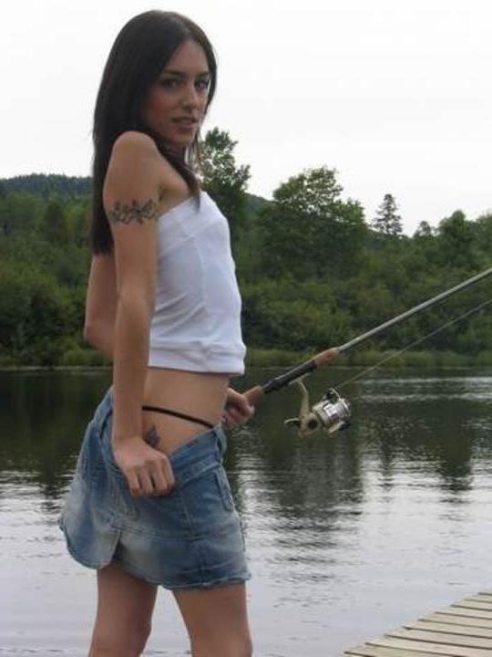 16P teen hottie showing off her tight ass