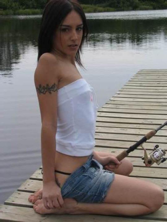 16P teen hottie showing off her tight ass