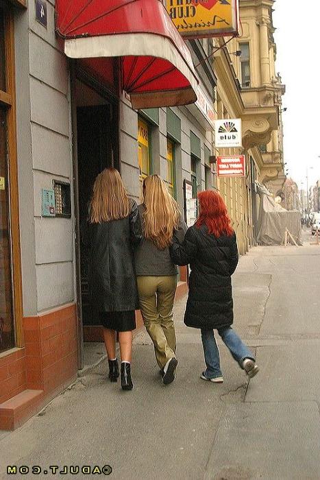 16P Two lesbians take advantage of a curious slut