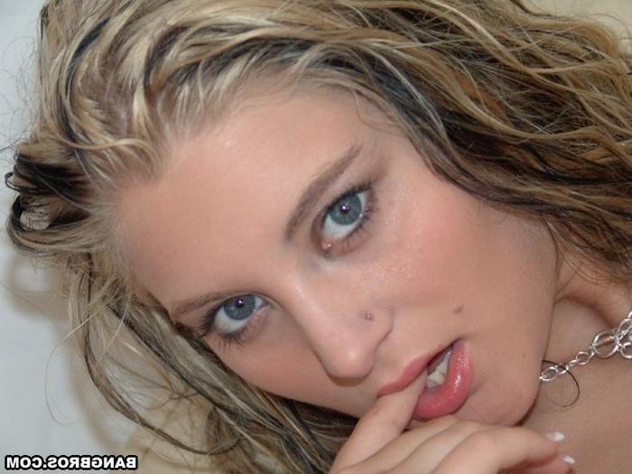 16P Blue eyed Bailey getting her tits and ass banged