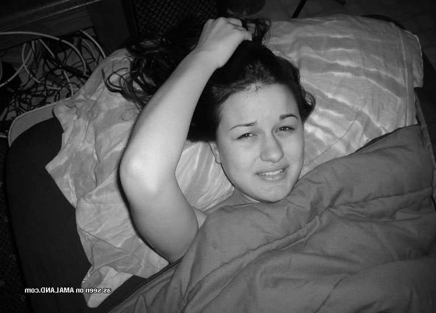 10P Pictures of a busty amateur chick in black and white