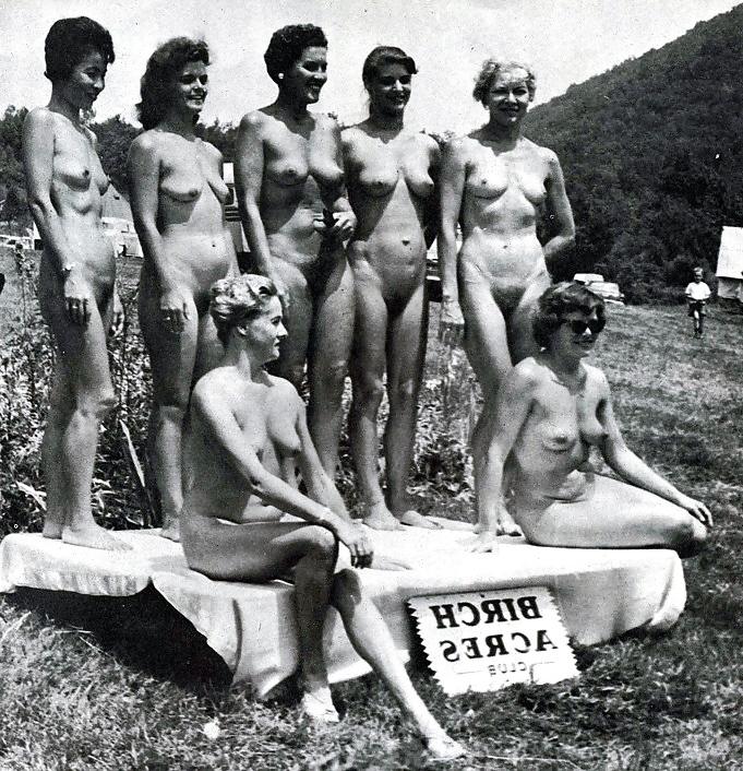 19P More naked girls (Vintage)
