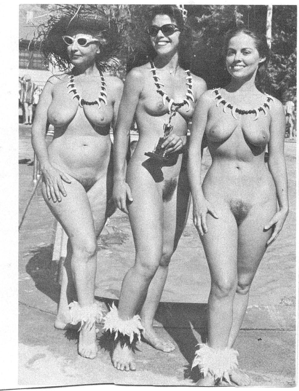 19P More naked girls (Vintage)
