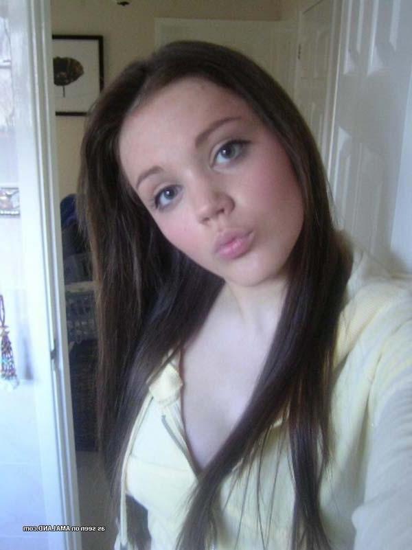12P Sweet chick is on her knees