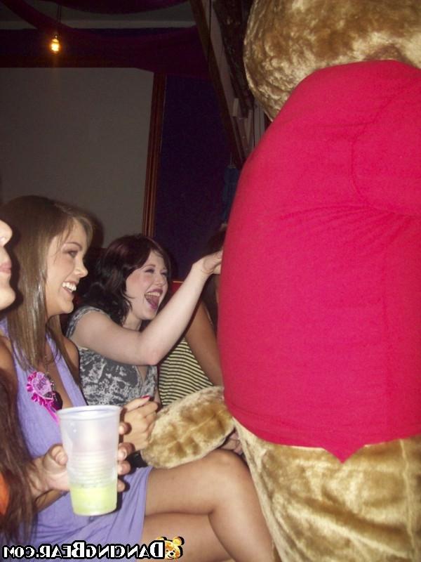 16P Many girls join vip party in these threesome orgy movies