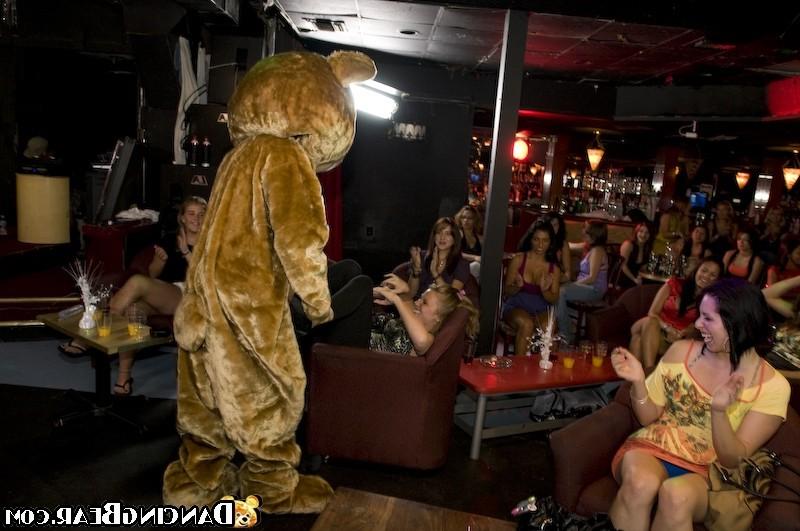 16P Hot bodied strangers give ramrods to drunk party girls
