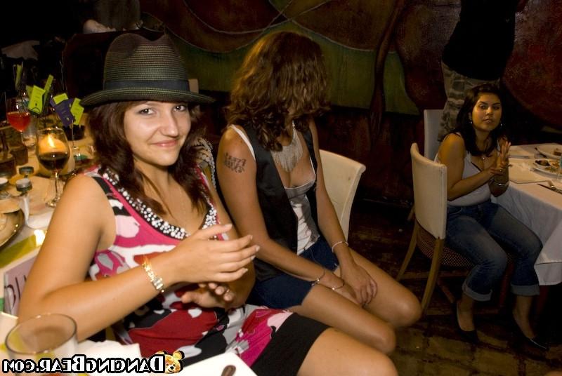 16P Horny male strippers with big cocks screwing chicks on party