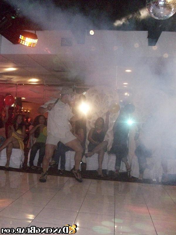16P Horny muscular male stripper seducing drunken party girls