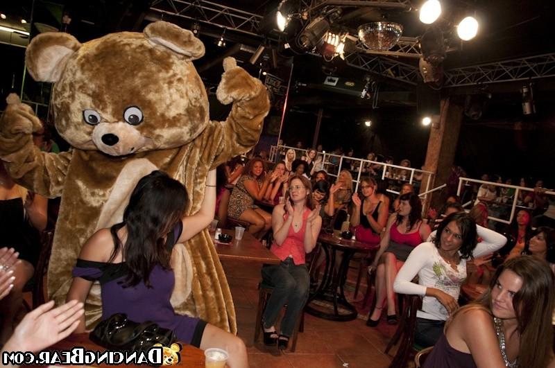 16P Hot bodied strangers give ramrods to drunk party girls