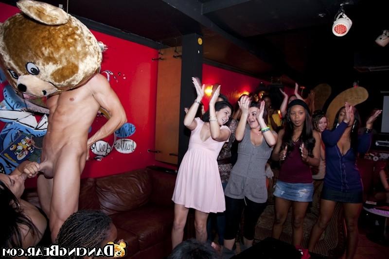 16P Beautiful chicks get penetrated at dirty hardcore party
