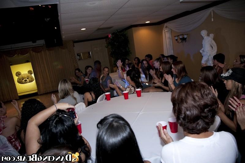 16P Handsome seducers drilling all chicks at hardcore party