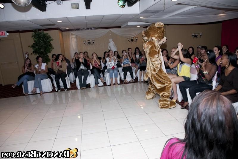 16P Handsome seducers drilling all chicks at hardcore party
