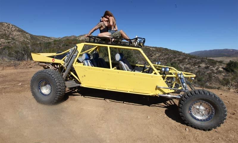 12P Gigi's Sex Circus Poon Buggy Sex On Top Of The Porn Racer