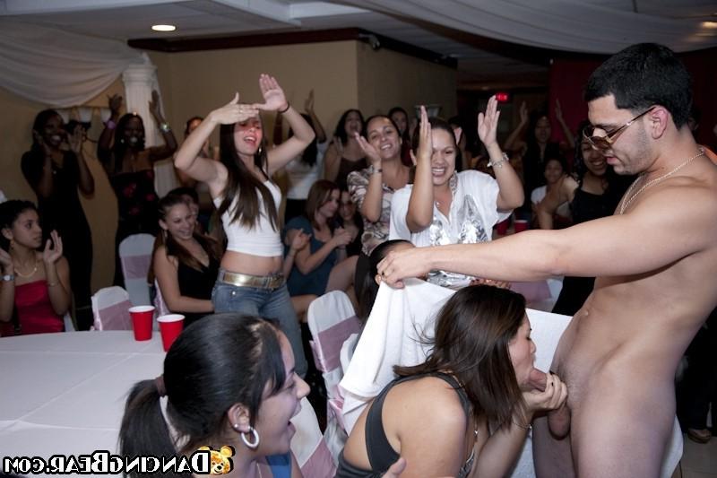 16P Naughty girls giving awesome blowjob on late hardcore party