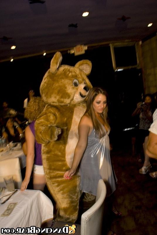 16P Hot bodied strangers give ramrods to drunk party girls