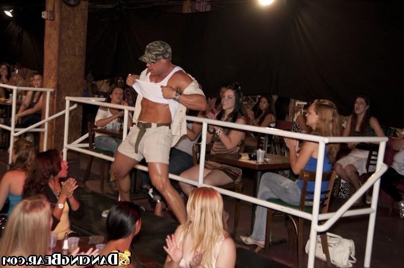 16P Muscular stripper seduce drunken girls on the hardcore party