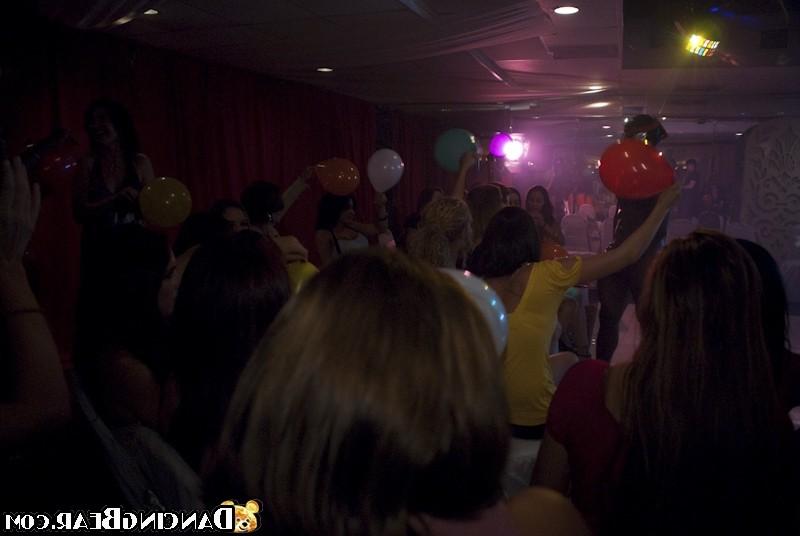16P Naughty girls giving awesome blowjob on late hardcore party