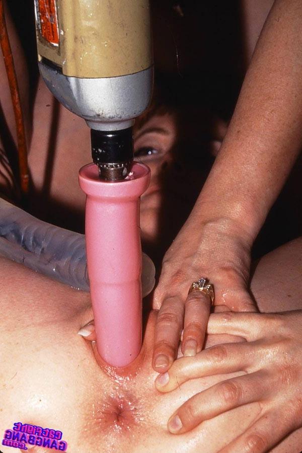 15P Lesbian sex fucking totally with toys and anal lick sex