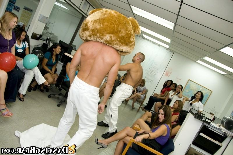 16P Hot bodied strangers give ramrods to drunk party girls