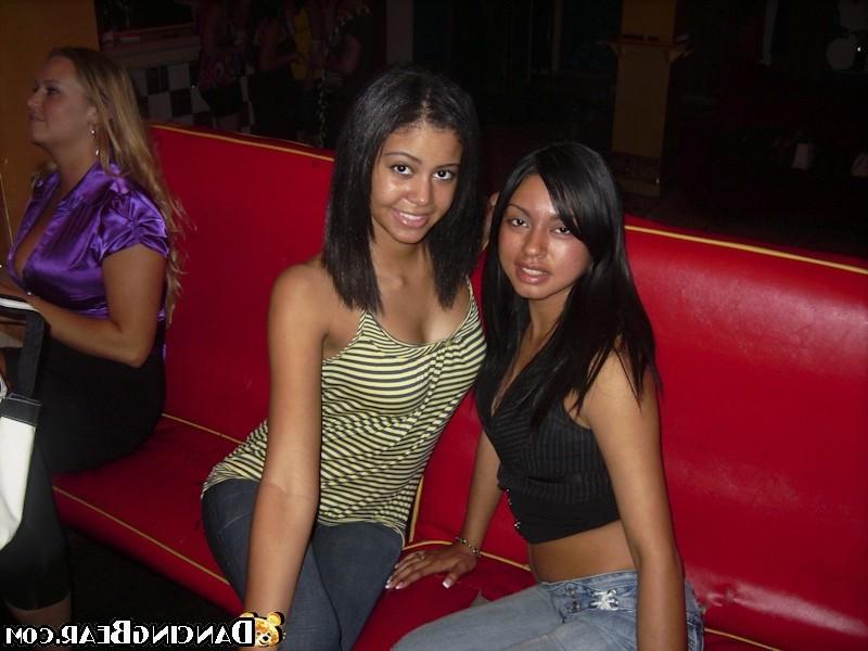 16P Naughty girls giving awesome blowjob on late hardcore party