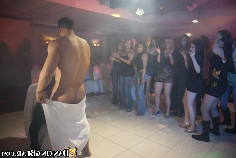 16P Naughty girls giving awesome blowjob on late hardcore party