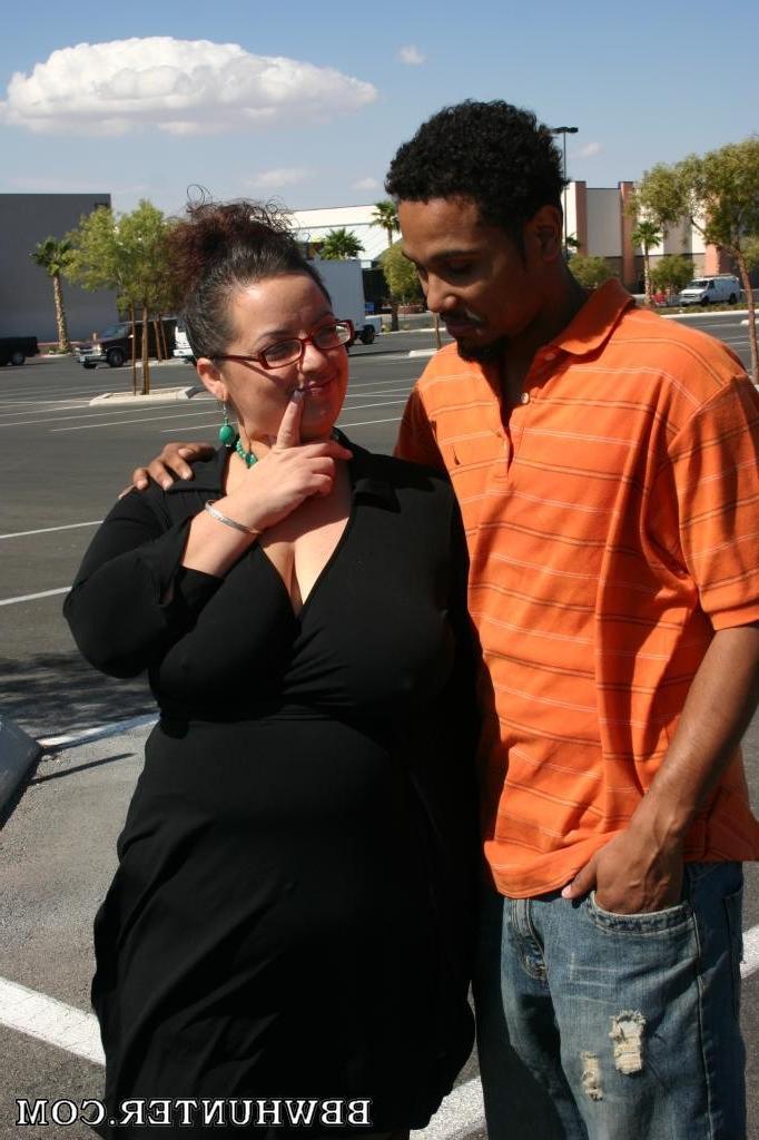 12P BBW seduces a black guy by unleashing her enormous set of fat knockers while suc