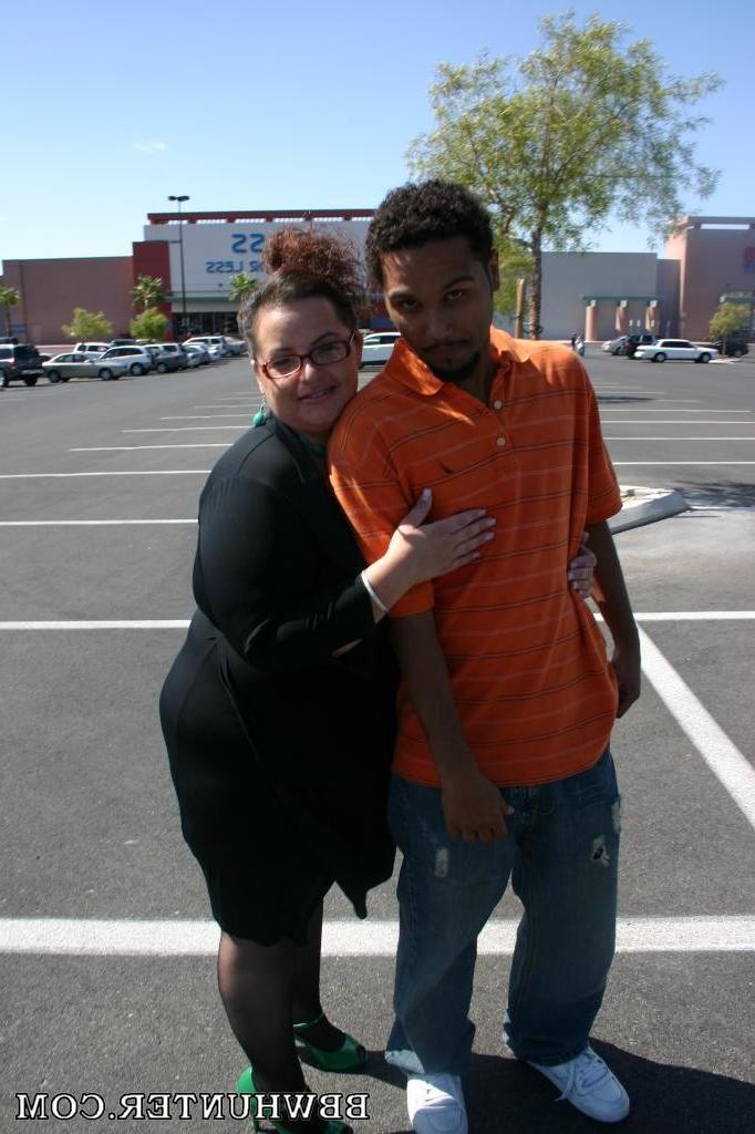 12P BBW seduces a black guy by unleashing her enormous set of fat knockers while suc