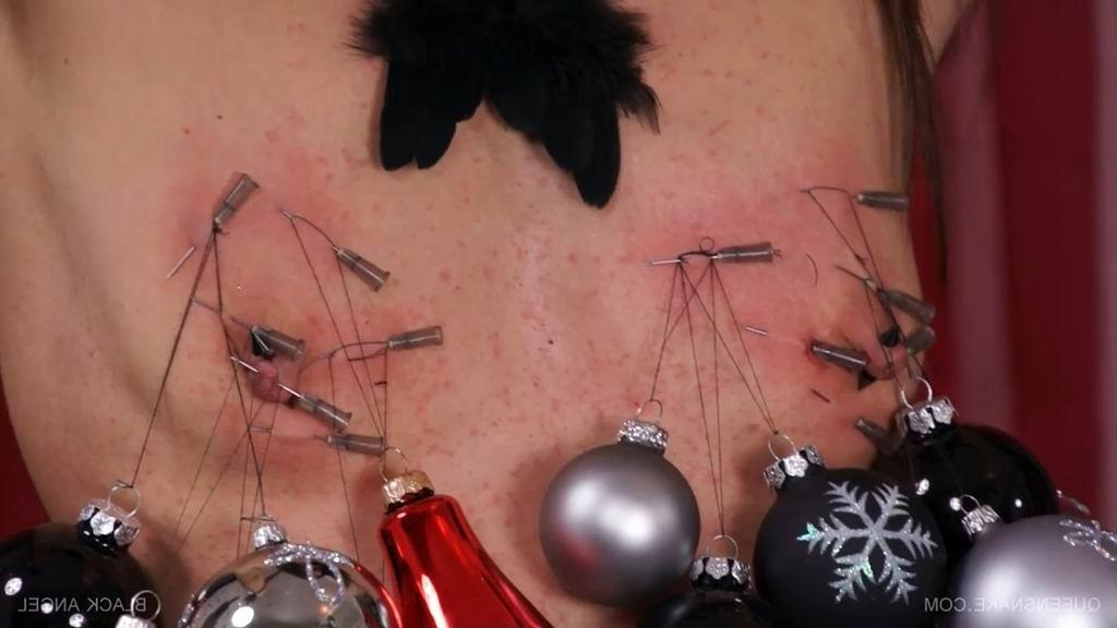 15P Real painslut Queensnake self torture