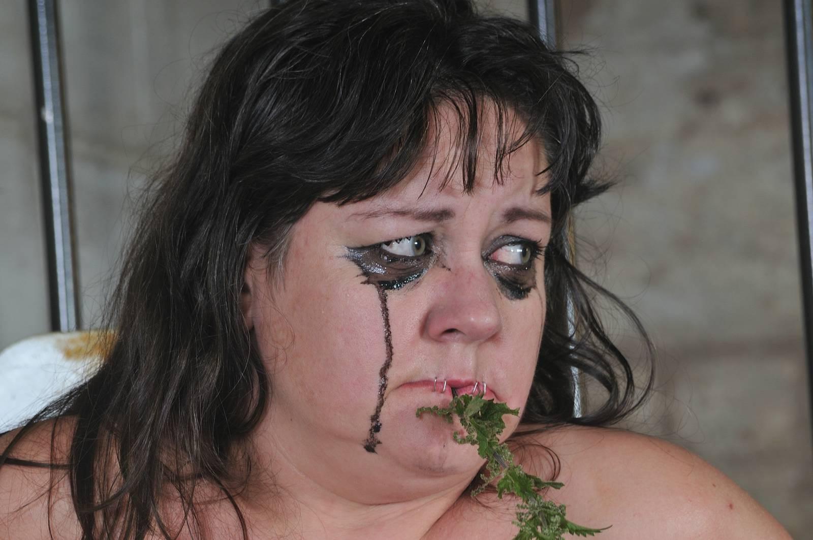 13P Mouth Stapling torture of busty amateur slave Andrea
