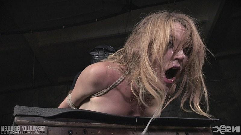 16P Mona Wales blonde in rope boundage is double dicked by maledoms