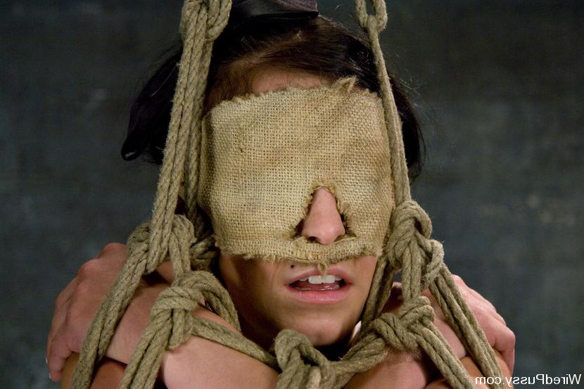 15P Jackie Daniels is tied up and shocked by lezdom Claire Adams